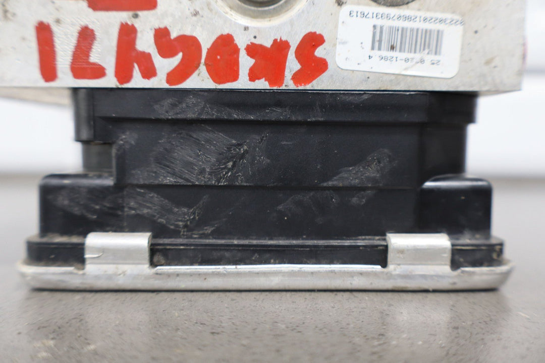 19 - 24 Ram 1500 (6 Lug) ABS Pump / Module Assembly OEM 68432417AC