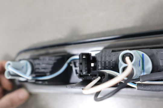 19 - 24 Ram 1500 (6 Lug) OEM 3rd Brake Light Assembly