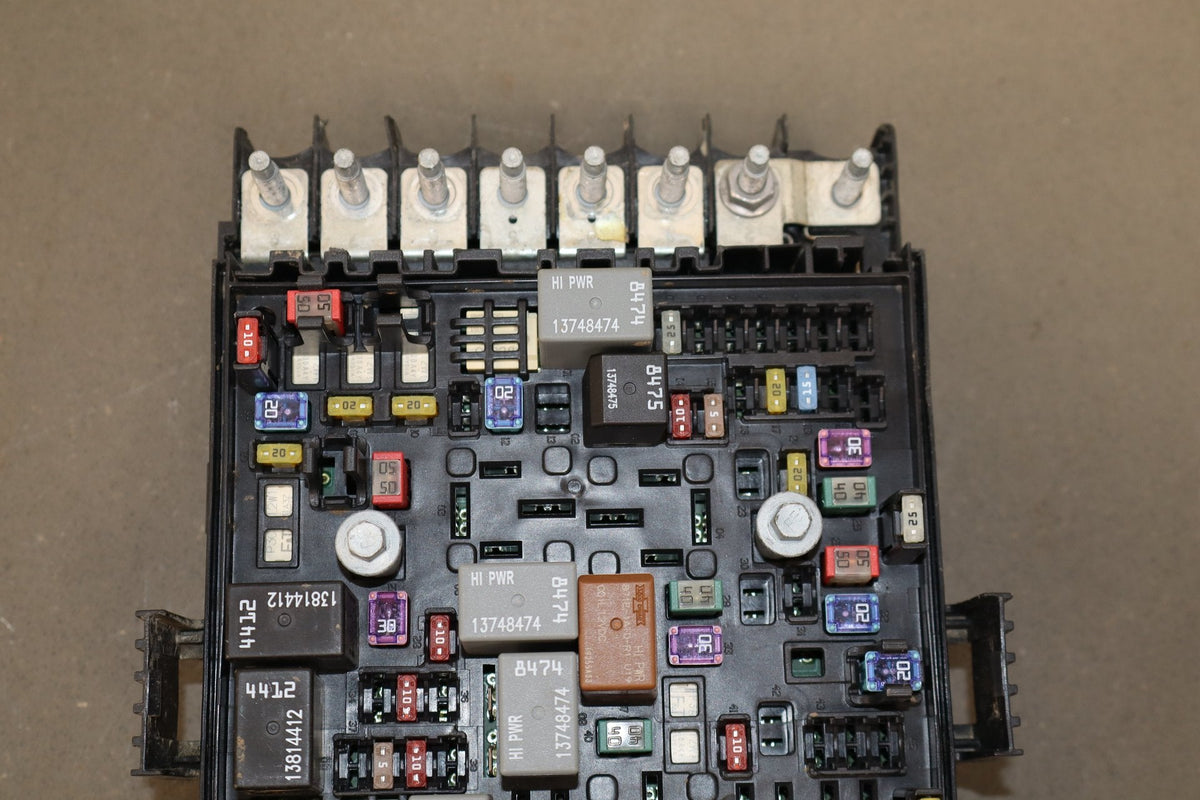 19-24 Ram 1500 (DT) 5.7 Engine Fuse Box