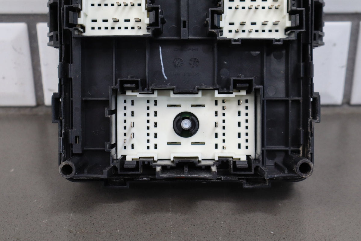 19-24 Ram 1500 (DT) 5.7 Engine Fuse Box