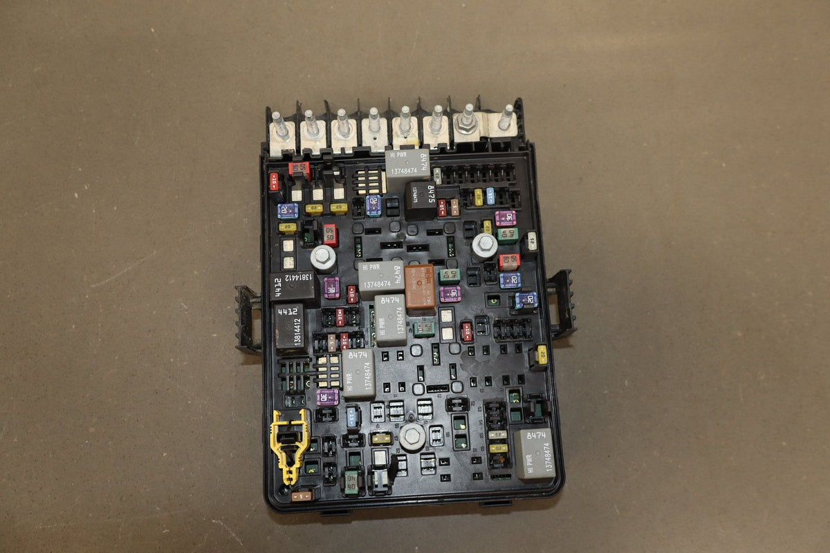 19-24 Ram 1500 (DT) 5.7 Engine Fuse Box