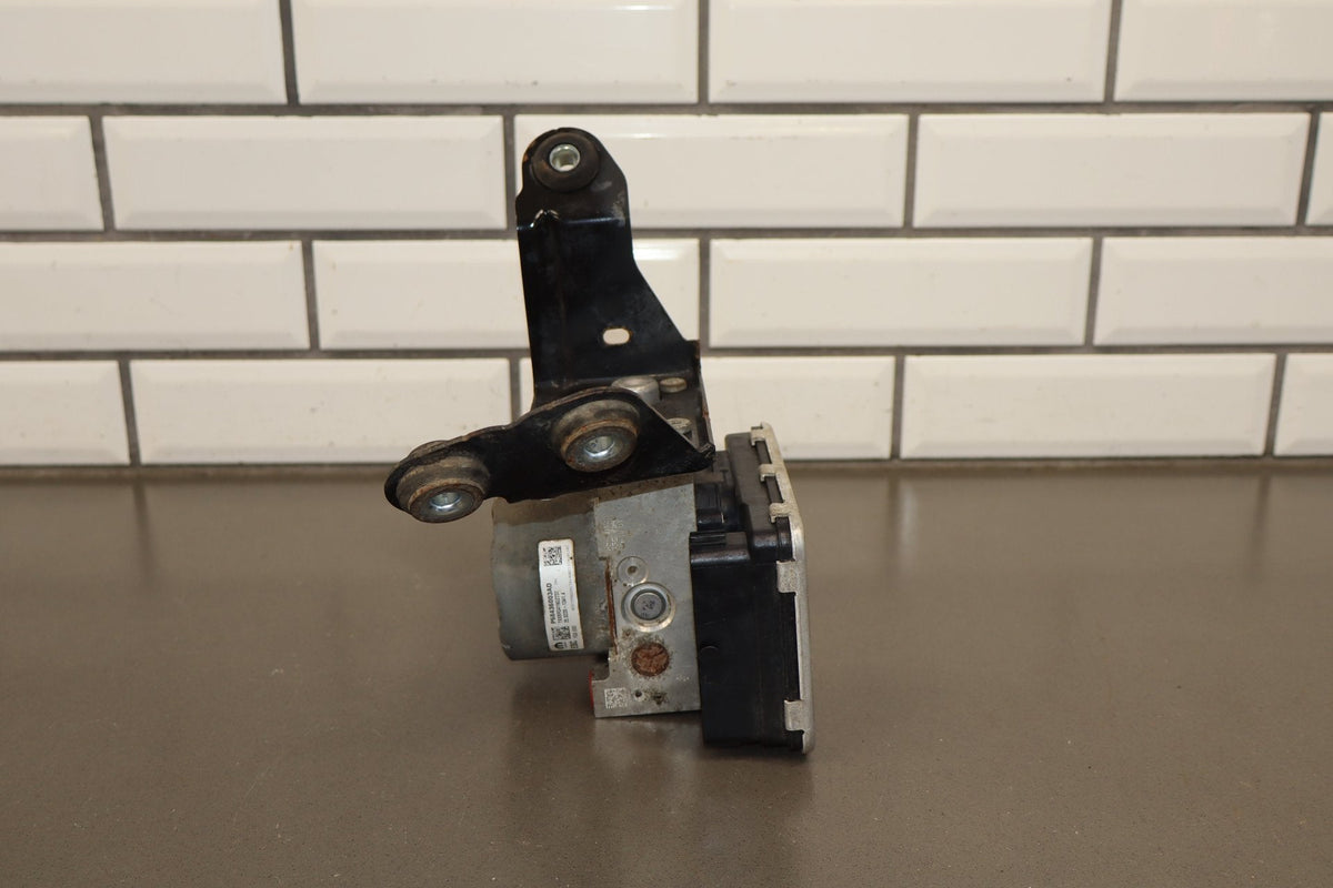 19-24 Ram 1500 (DT) ABS Brake Pump Module 68415320AA