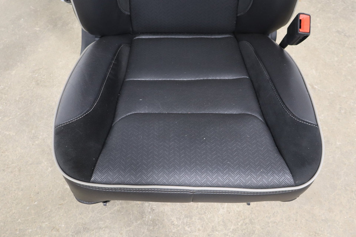 19-24 Ram 1500 (DT) Laramie Right Front Seat Leather (Black X9)