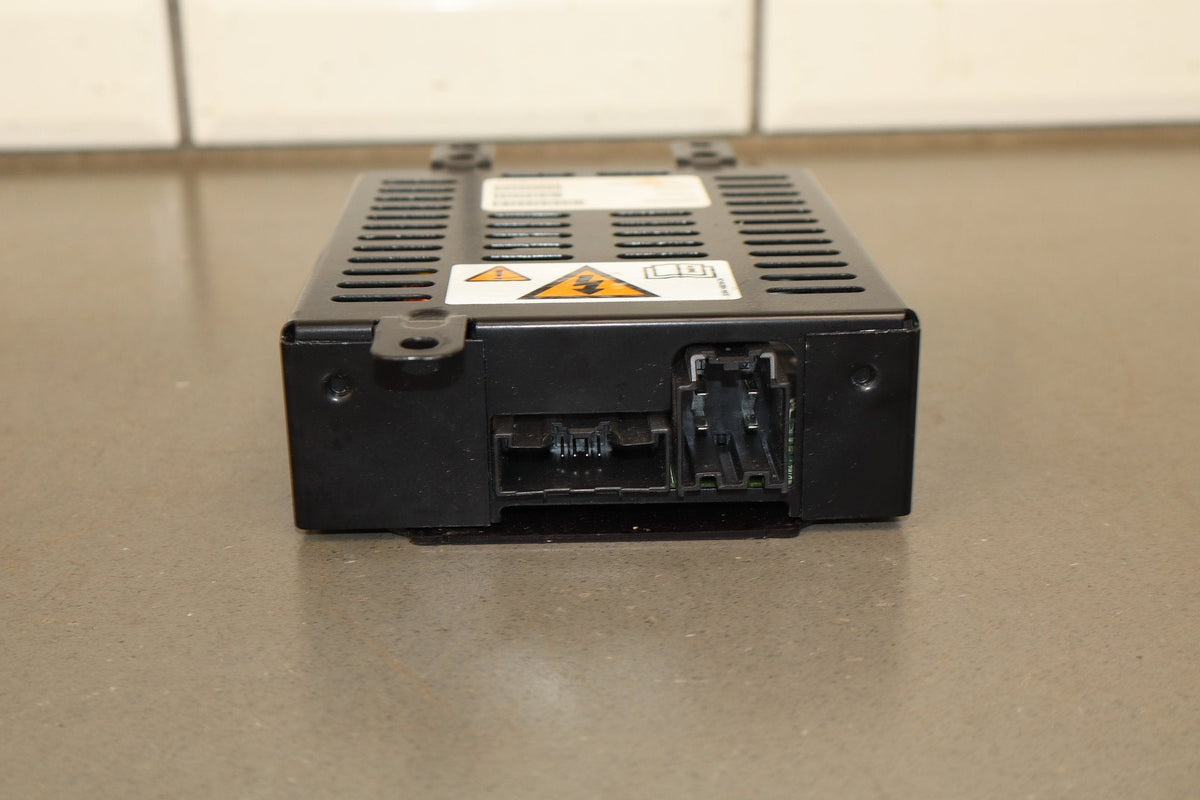 19-24 Ram 1500 (DT) Power Inverter Module 68302053AE
