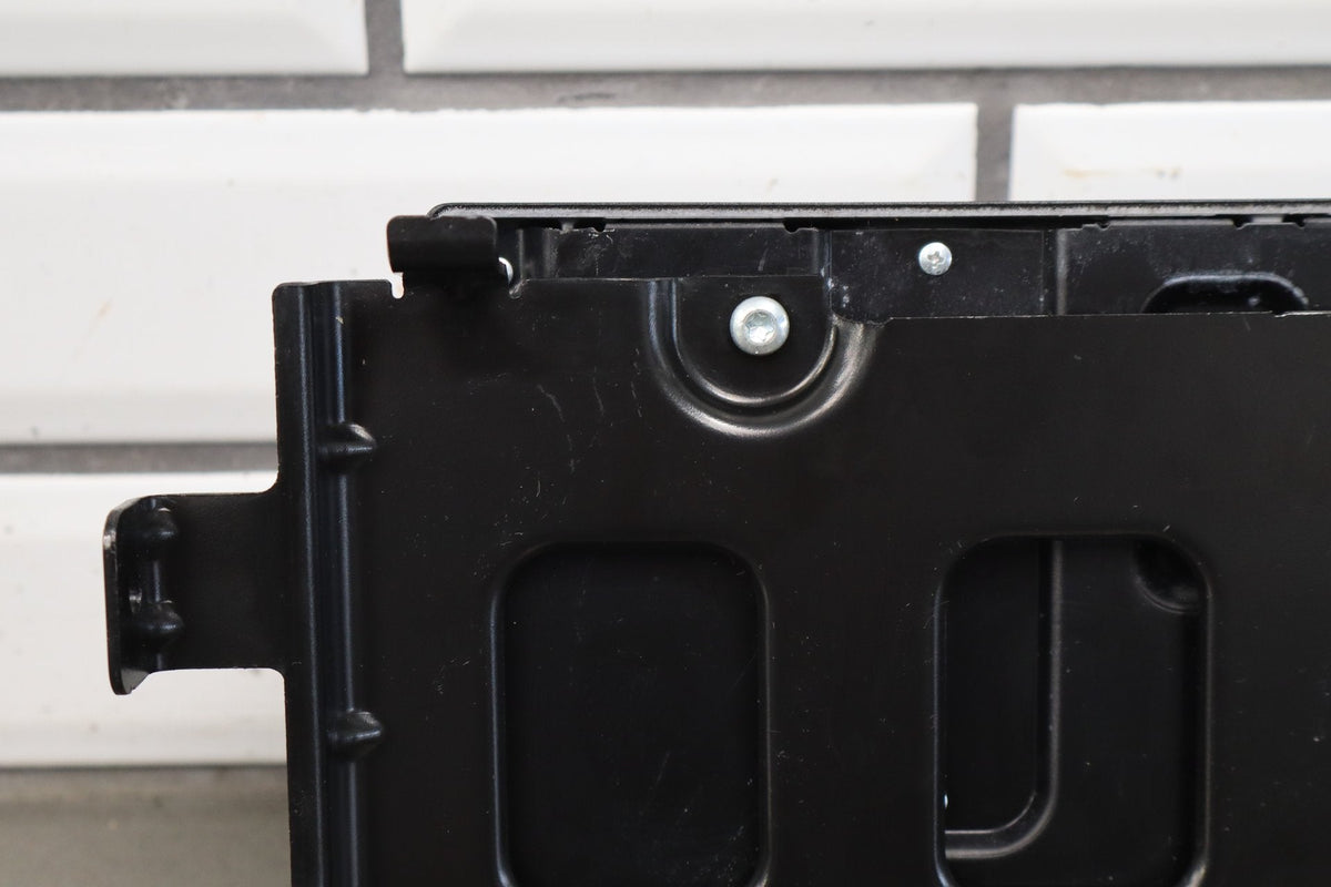 19-24 Ram 1500 (DT) Radio Amplifier
