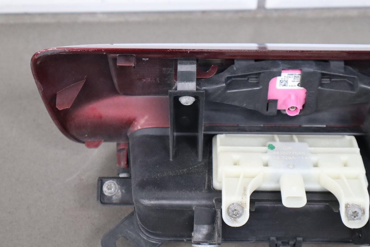 19-24 Ram 1500 (DT) Tailgate Handle With Backup Camera OEM