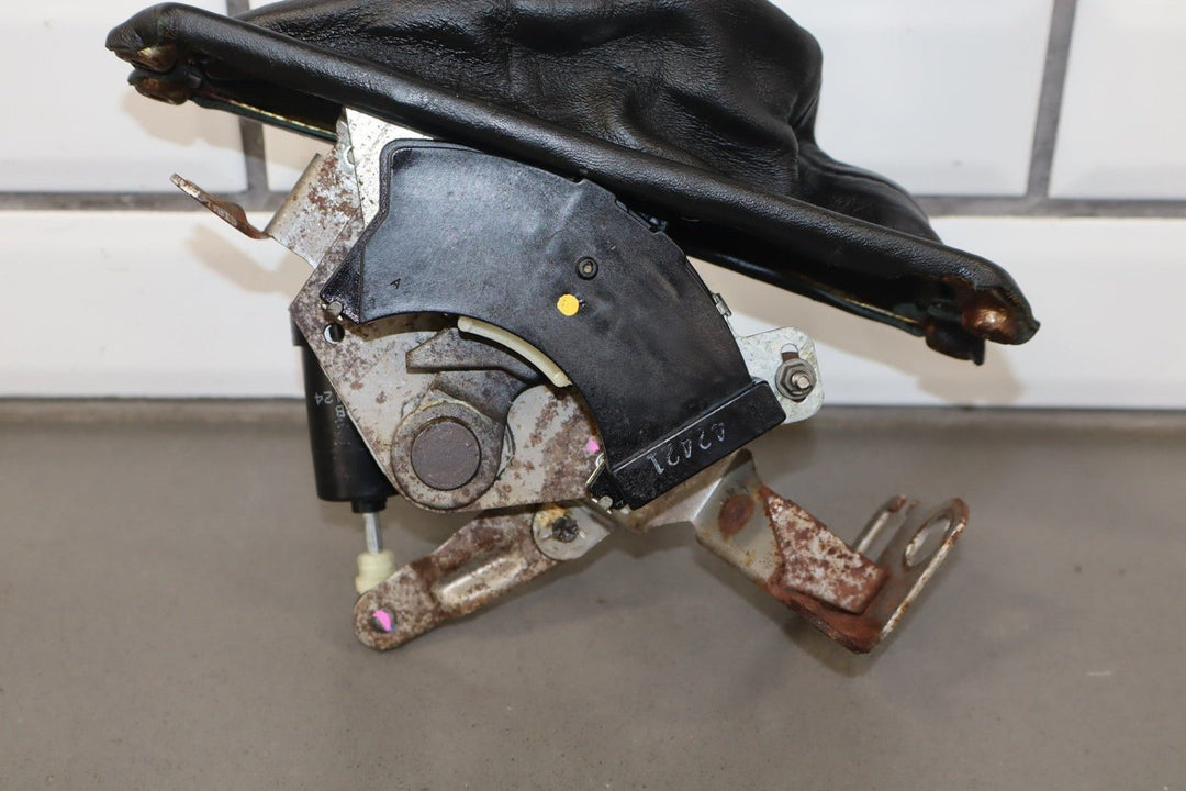 1984 - 1960 Chevrolet Corvette C4 - Automatic Transmission Floor Shifter