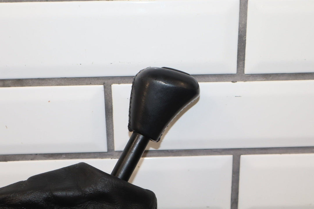 1984 - 1960 Chevrolet Corvette C4 - Automatic Transmission Floor Shifter