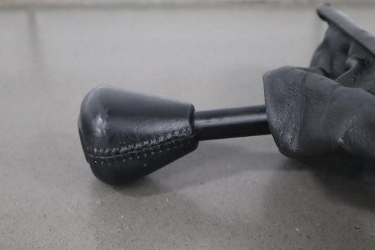1984 - 1960 Chevrolet Corvette C4 - Automatic Transmission Floor Shifter