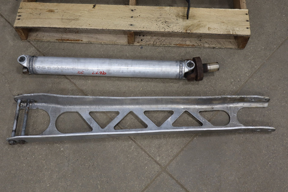 1984-1987 Chevrolet Corvette C4 Front/ Rear Suspension Dropouts W/ 2.59 Dana 36