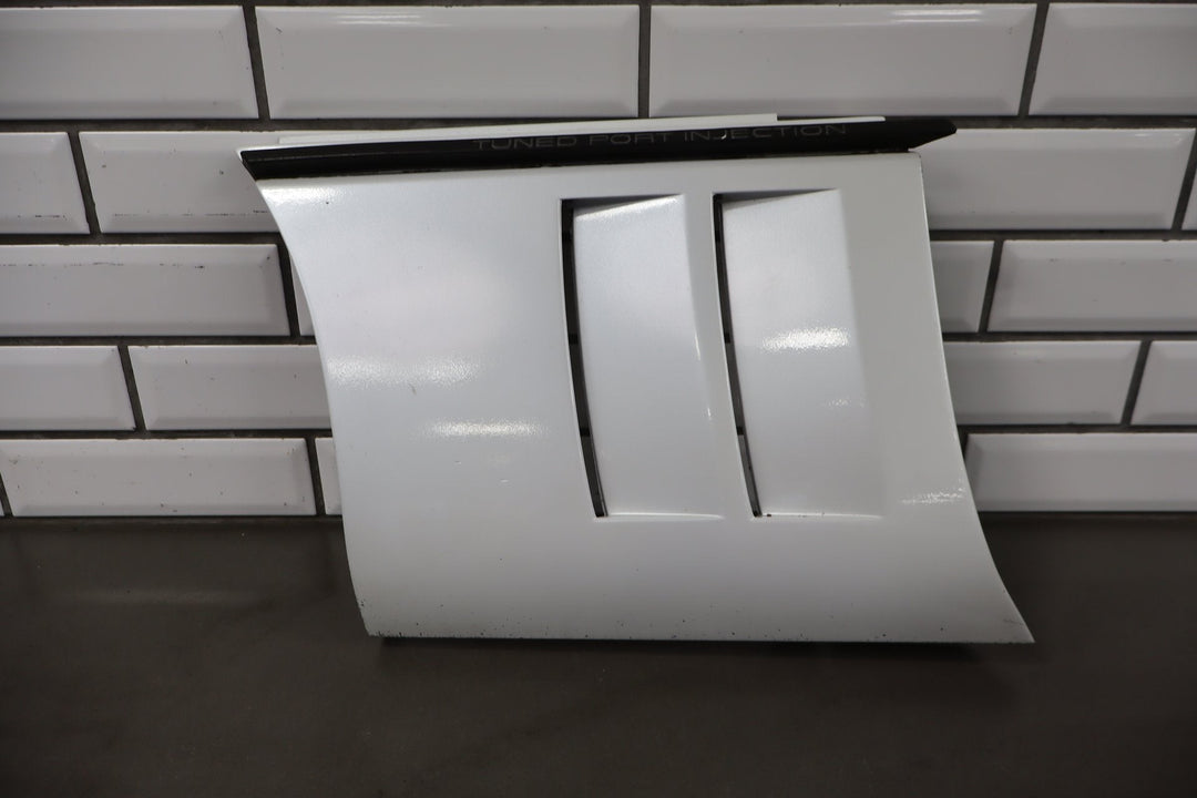 1984 - 1987 Chevrolet Corvette C4 Left Fender 10