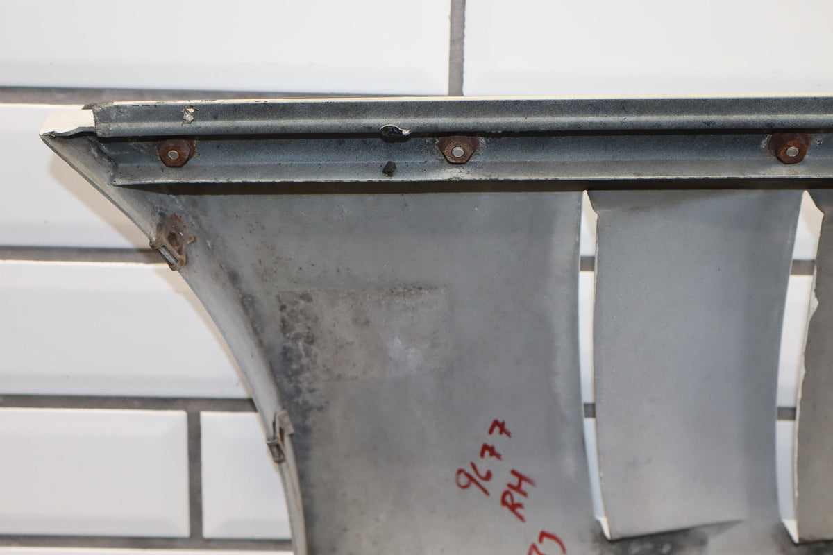 1984-1987 Chevrolet Corvette C4 Right Fender
