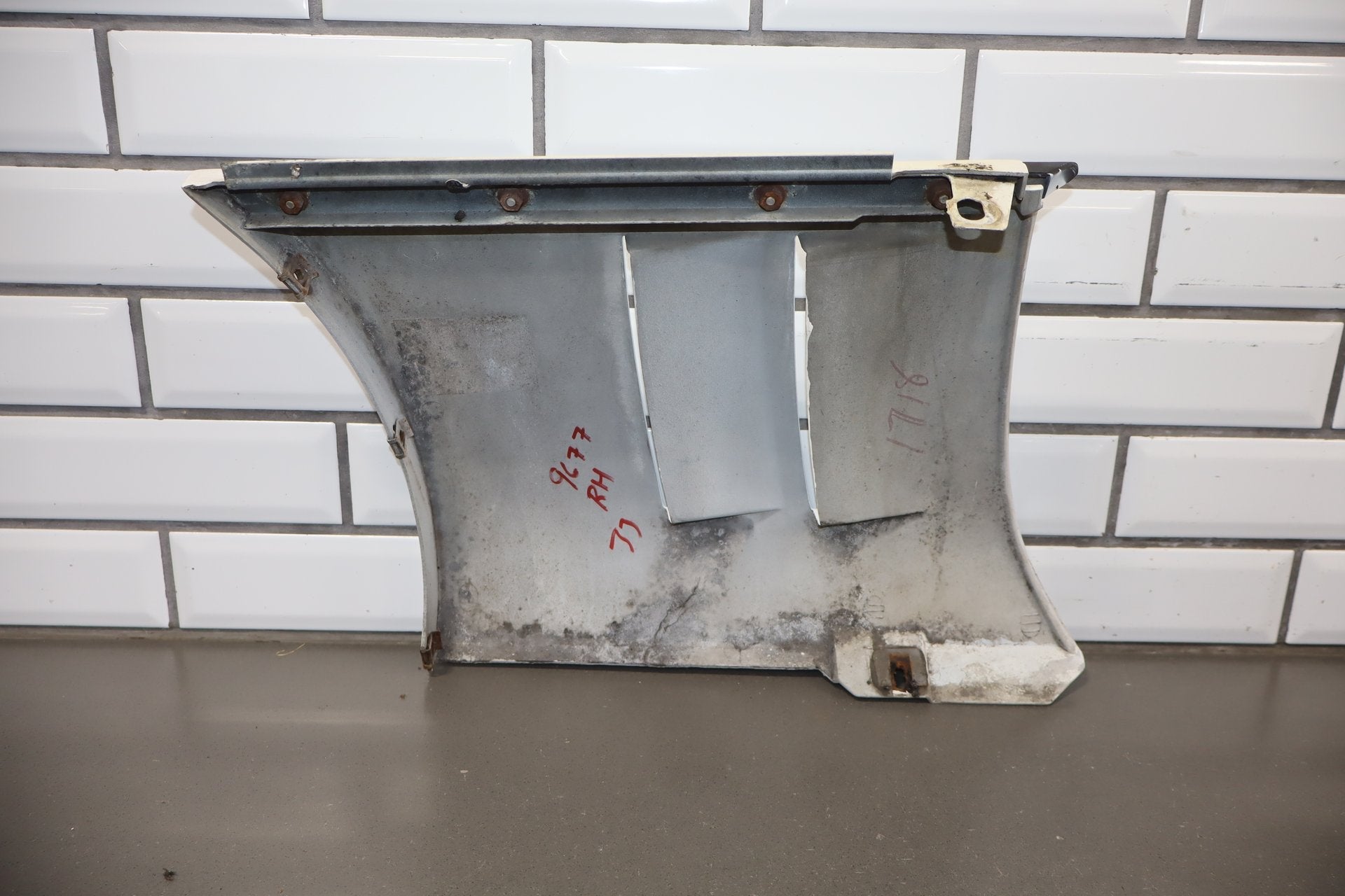 1984-1987 Chevrolet Corvette C4 Right Fender