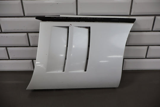 1984 - 1987 Chevrolet Corvette C4 Right Fender