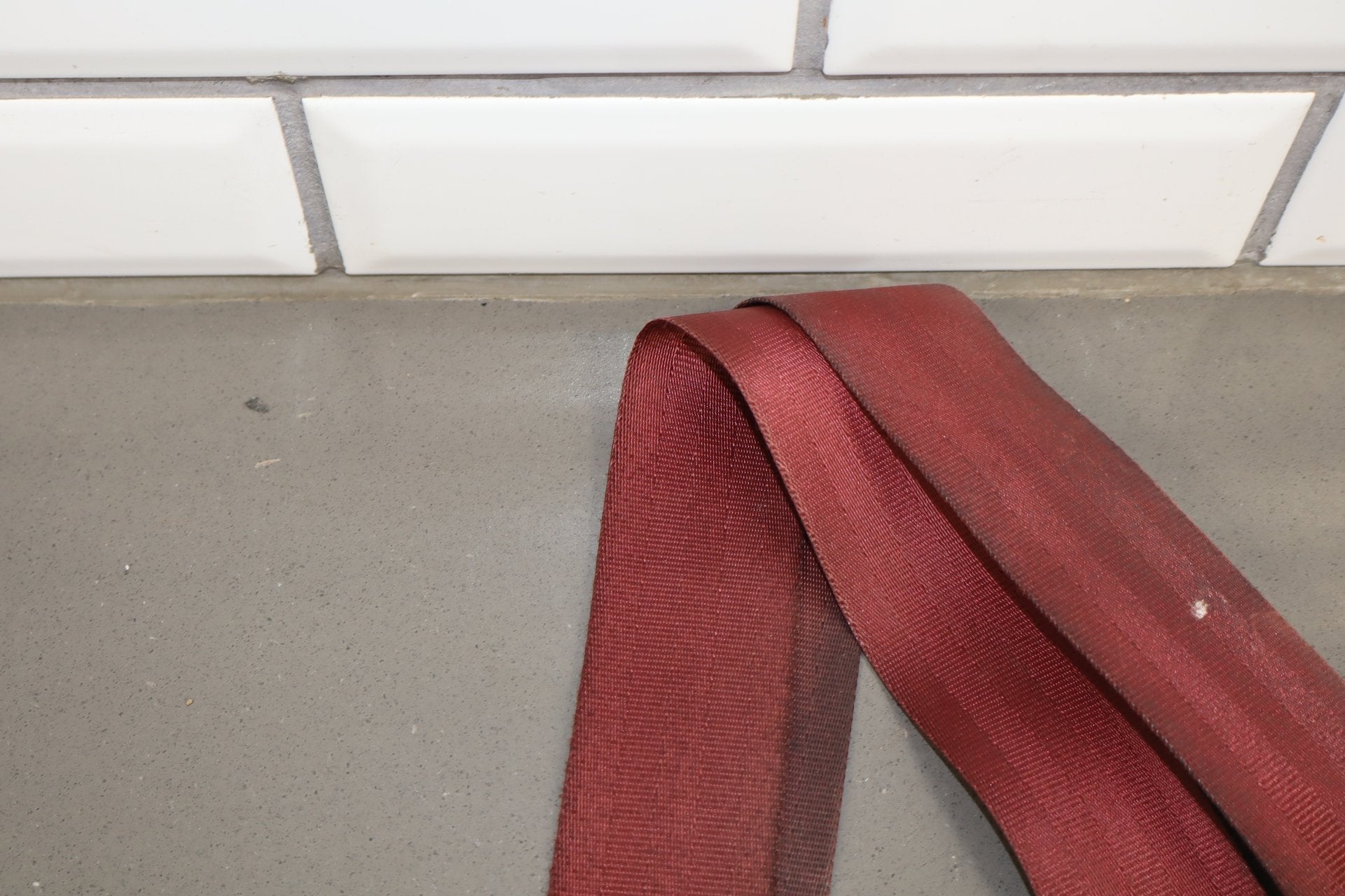 1984-1989 Chevrolet Corvette C4 Coupe Pair- Seat Belts Carmine