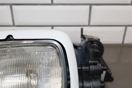 1984-1989 Chevrolet Corvette C4 Right Headlamp
