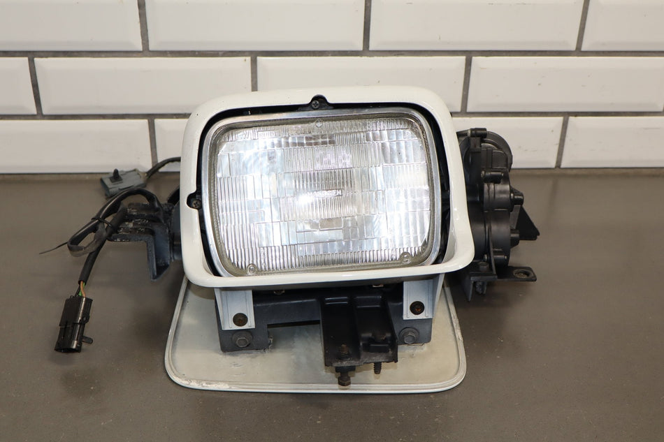 1984-1989 Chevrolet Corvette C4 Right Headlamp