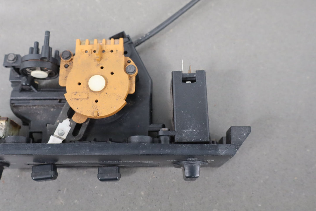 1984 - 1989 Chevrolet Corvette Climate Control 16040111 OEM
