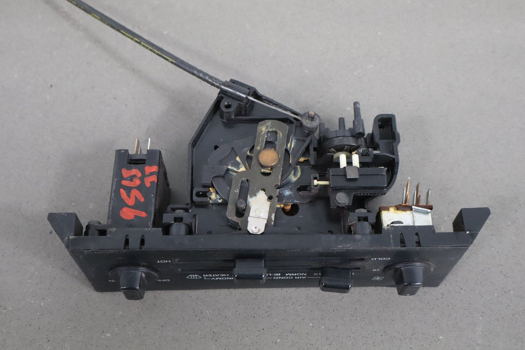 1984 - 1989 Chevrolet Corvette Climate Control 16040111 OEM