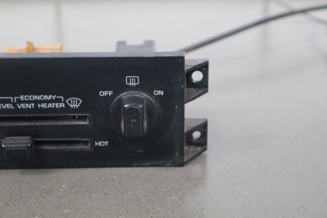 1984 - 1989 Chevrolet Corvette Climate Control 16040111 OEM