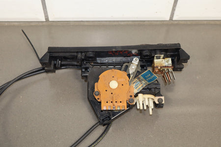 1984-1989 Chevrolet Corvette Climate Control 16040111 OEM