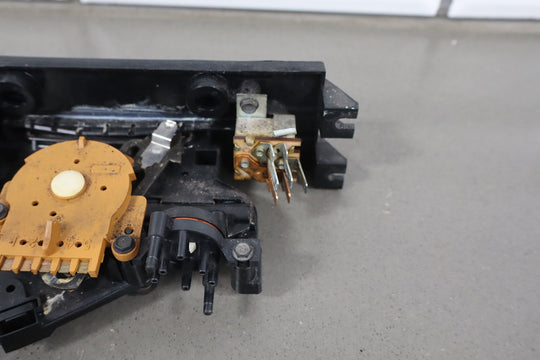 1984 - 1989 Chevrolet Corvette Climate Control 16040111 OEM