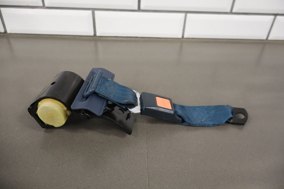 1984 - 1989 Nissan 300ZX 2+2 Rear Seat Belt Set - Blue