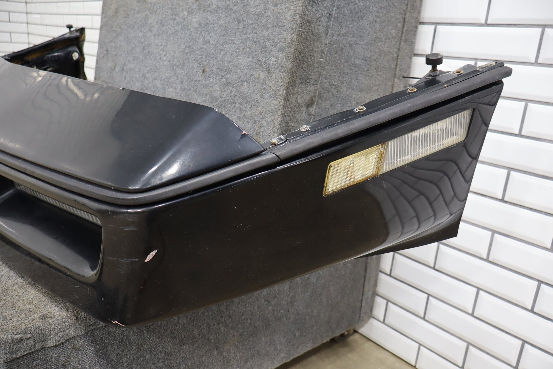 1984-1990 Chevrolet Corvette C4 Front Bumper Black 14030201