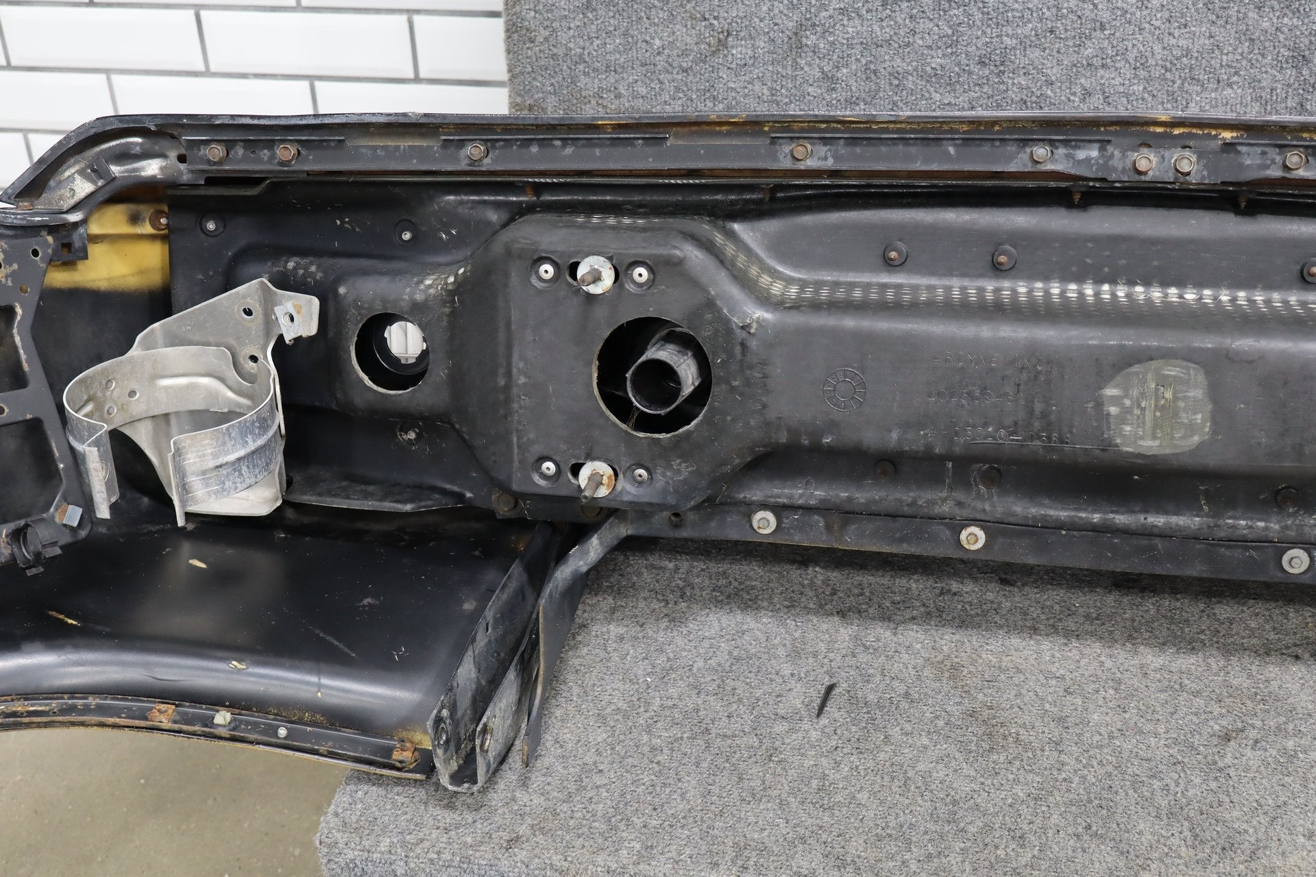 1984-1990 Chevrolet Corvette C4 Front Bumper Black 14030201