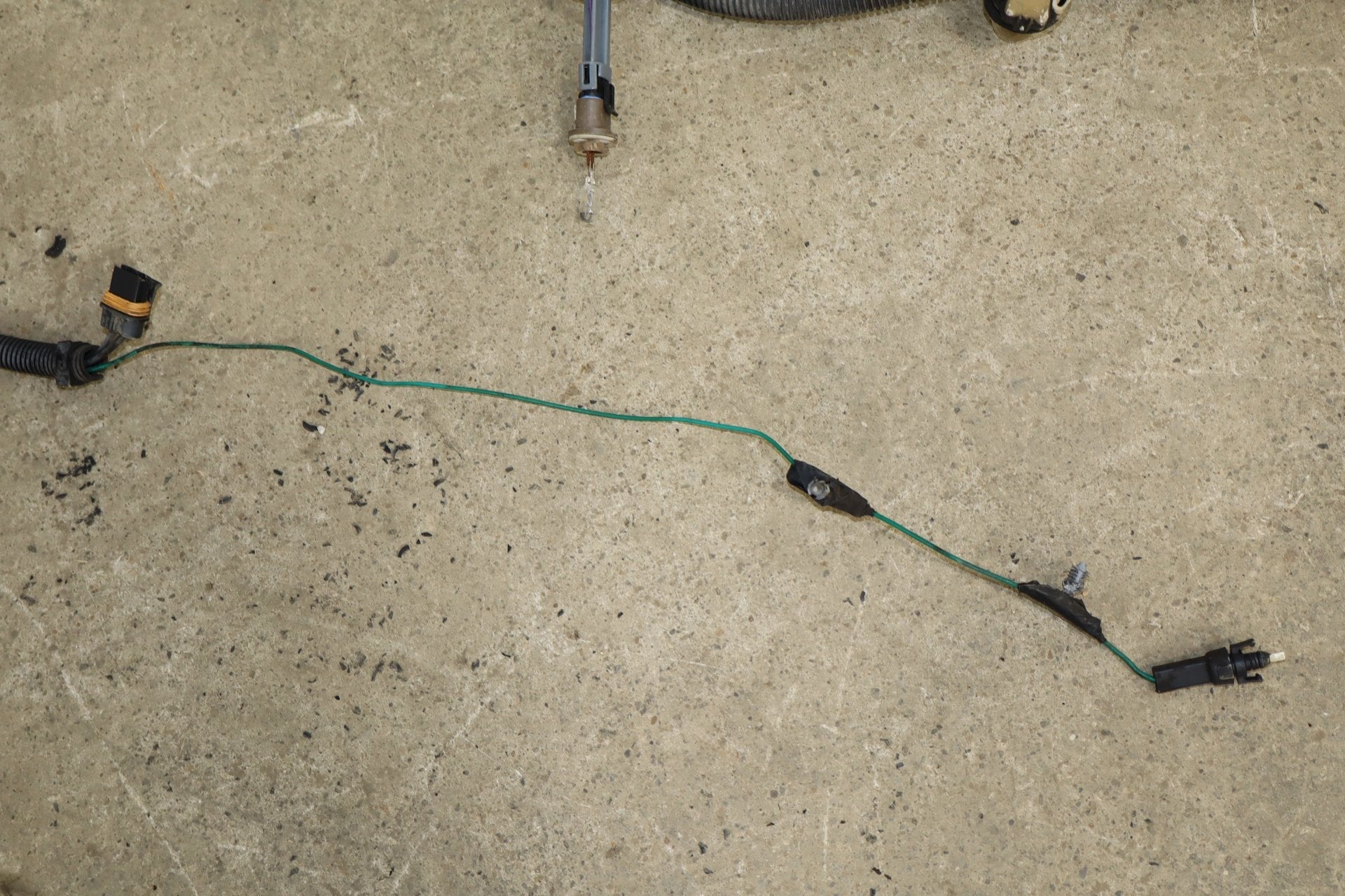 1984-1990 Chevrolet Corvette C4 - Headlight Wiring Harness