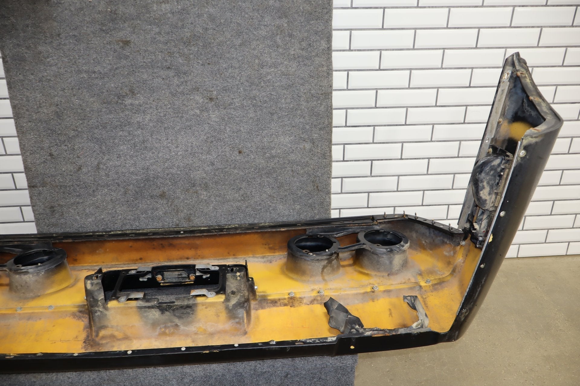 1984-1990 Chevrolet Corvette C4 Rear Bumper