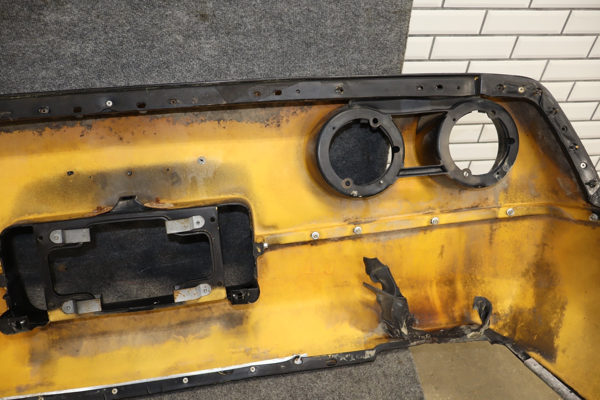 1984-1990 Chevrolet Corvette C4 Rear Bumper