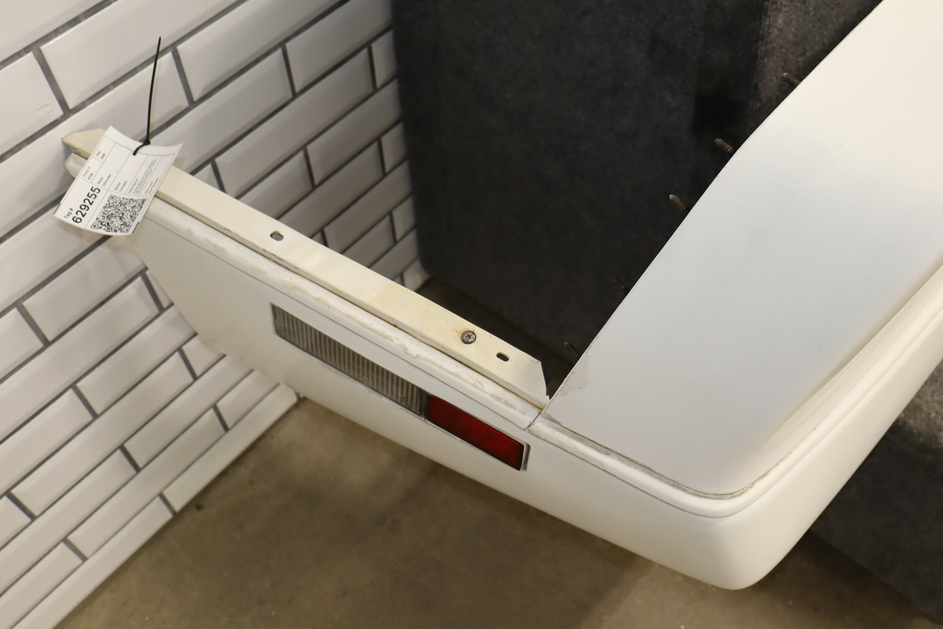 1984-1990 Chevrolet Corvette C4 Rear Bumper Artic White