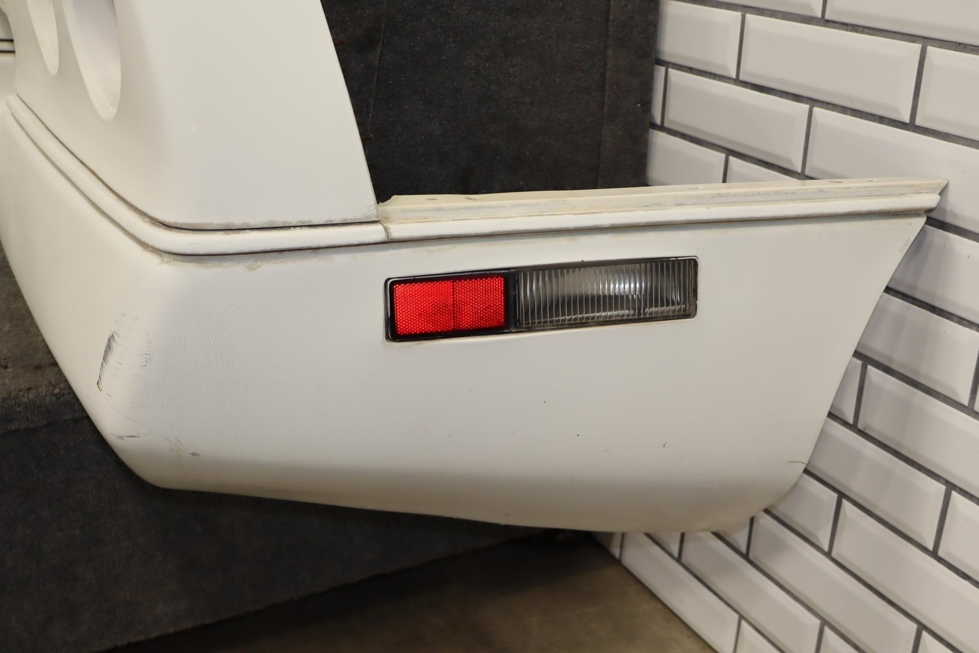 1984-1990 Chevrolet Corvette C4 Rear Bumper Artic White