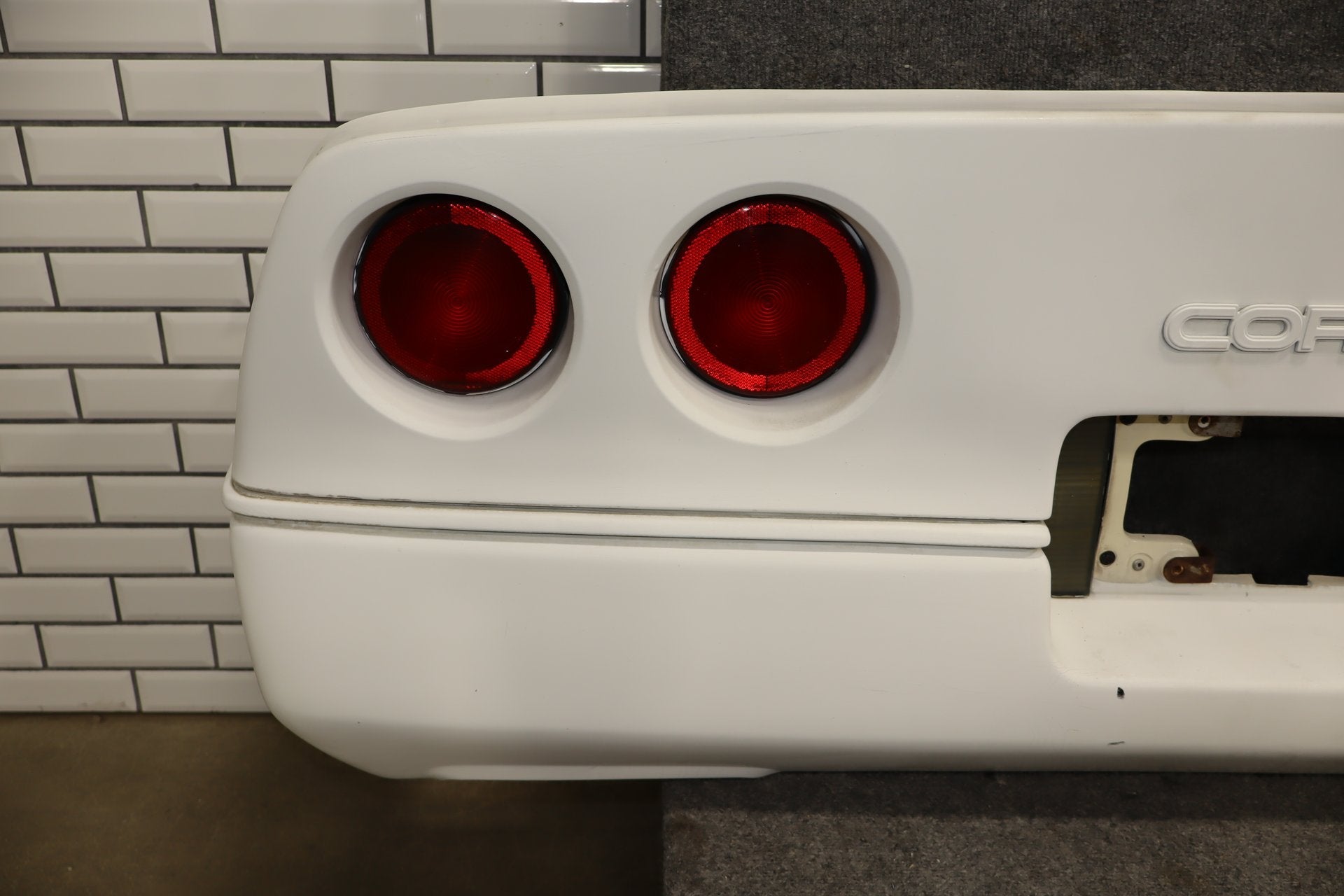 1984-1990 Chevrolet Corvette C4 Rear Bumper Artic White