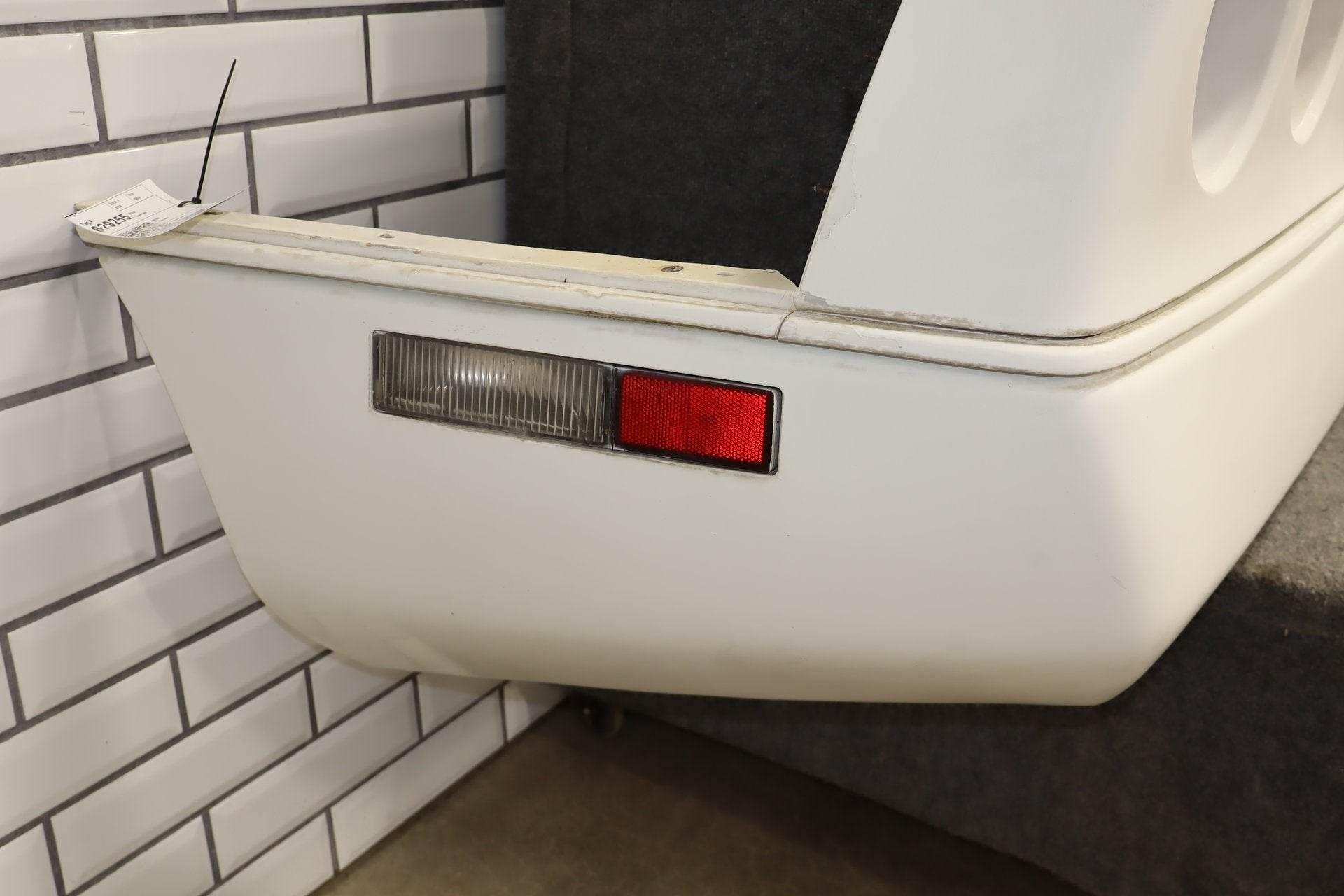 1984-1990 Chevrolet Corvette C4 Rear Bumper Artic White