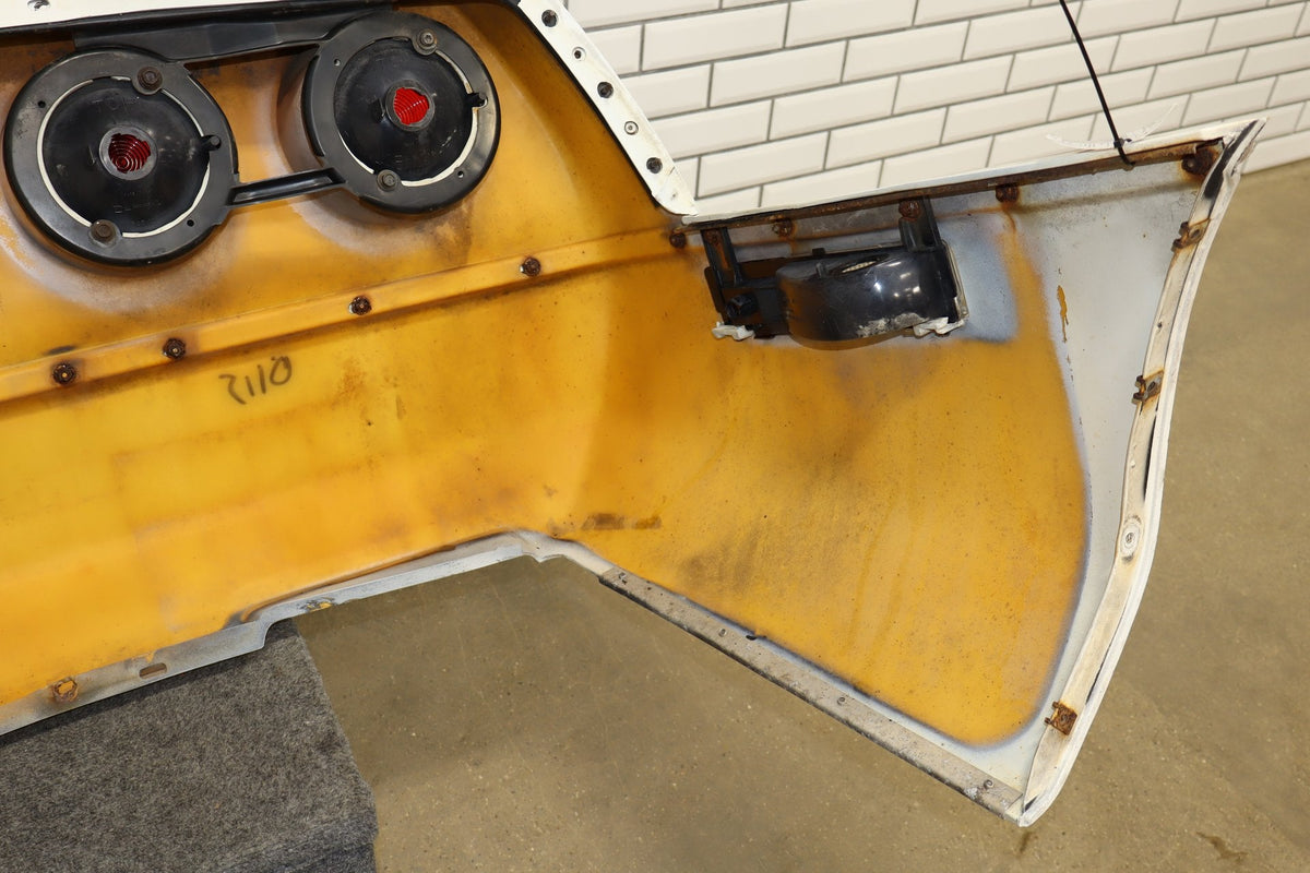 1984-1990 Chevrolet Corvette C4 Rear Bumper Artic White