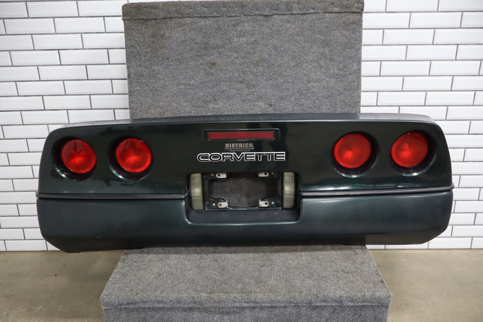 1984-1990 Chevrolet Corvette C4 Rear Bumper Polo Green 91