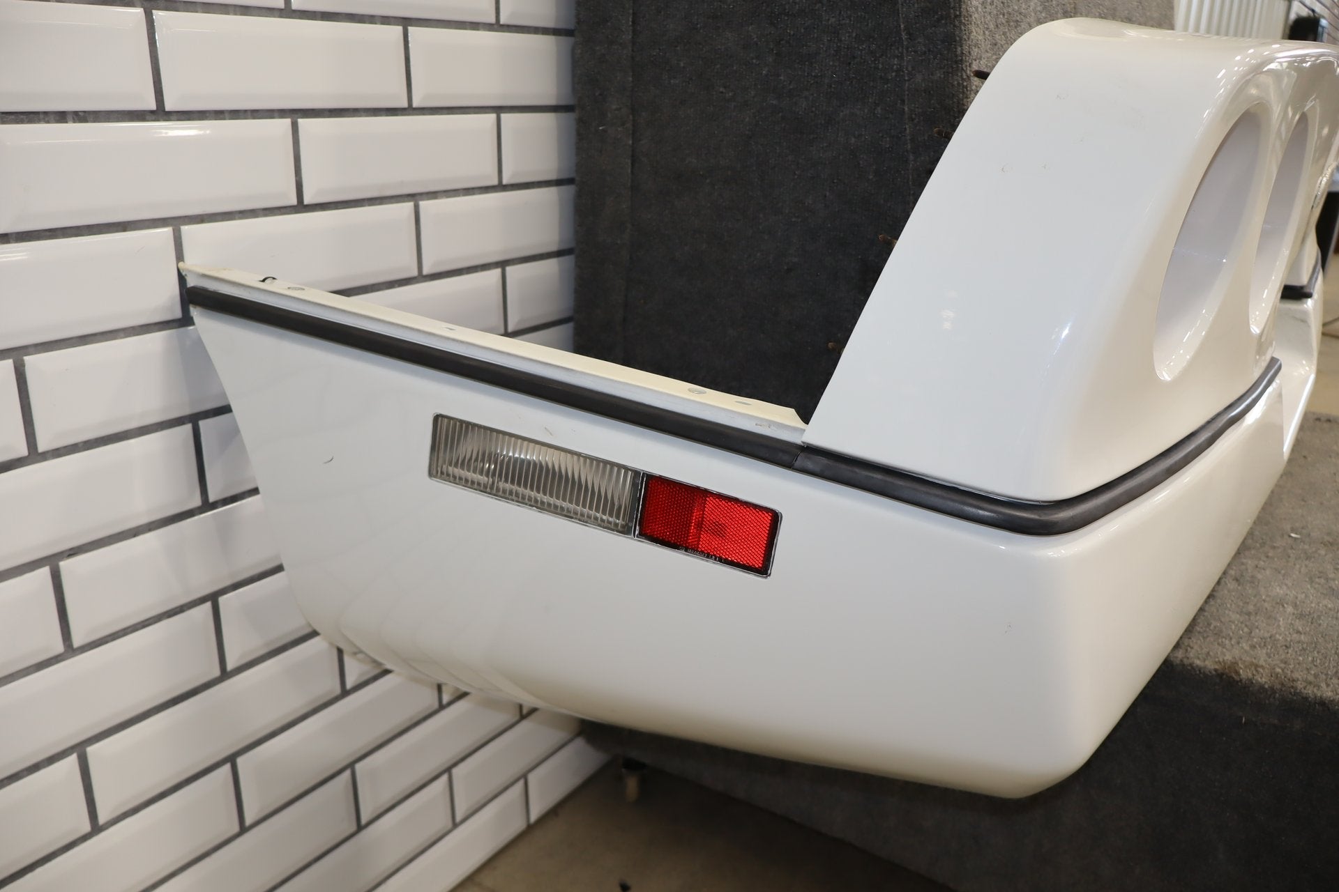1984-1990 Chevrolet Corvette C4 Rear Bumper White 10
