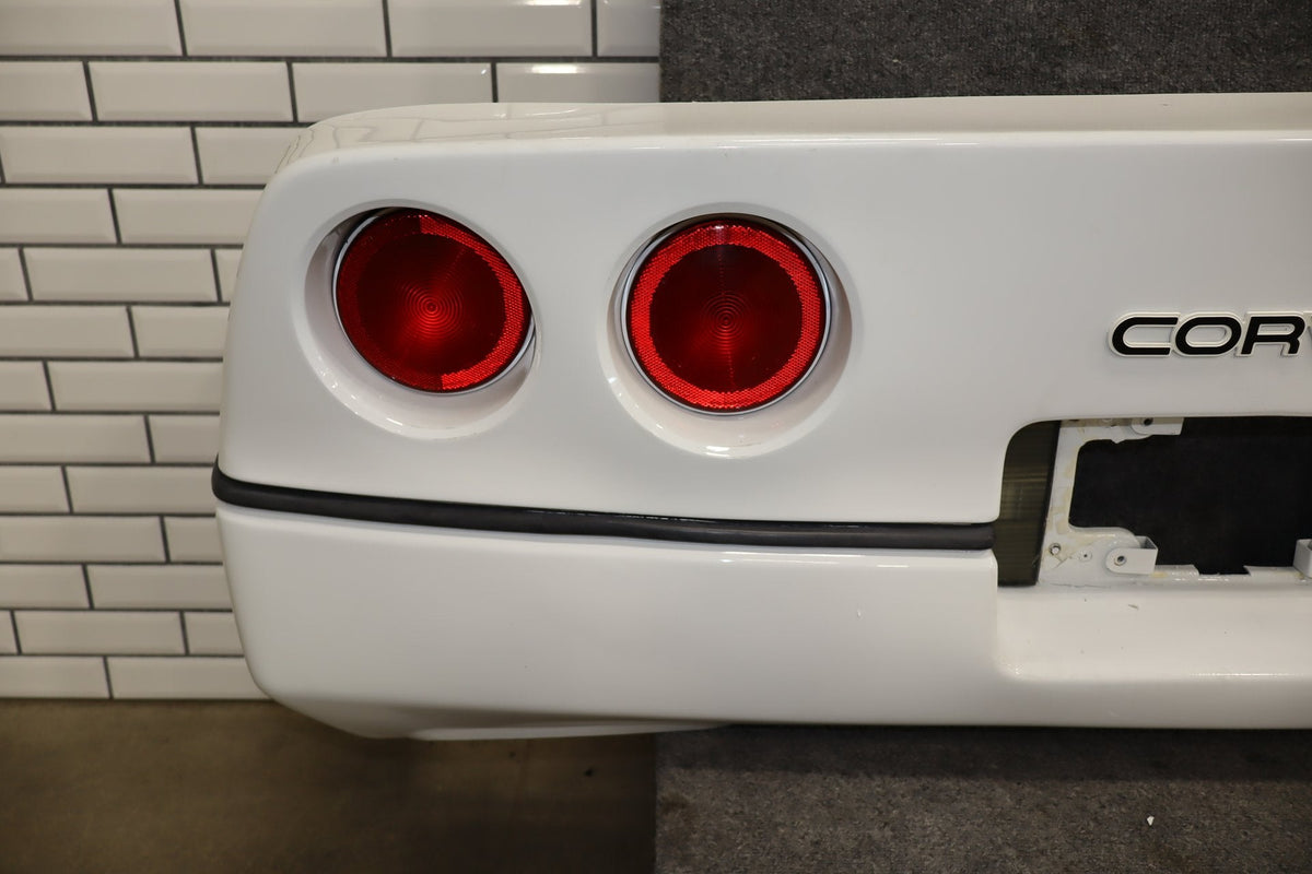 1984-1990 Chevrolet Corvette C4 Rear Bumper White 10