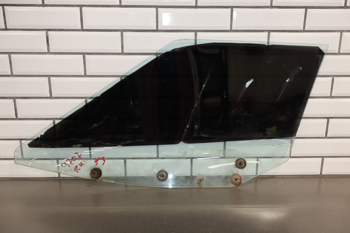 1984-1990 Chevrolet Corvette C4 Right Front Door Window 14094292