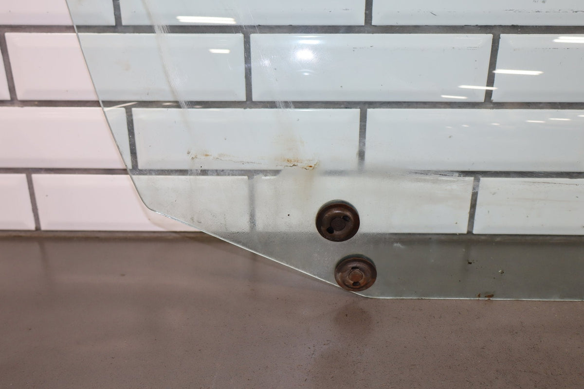 1984-1990 Chevrolet Corvette C4 Right Front Door Window 14094292