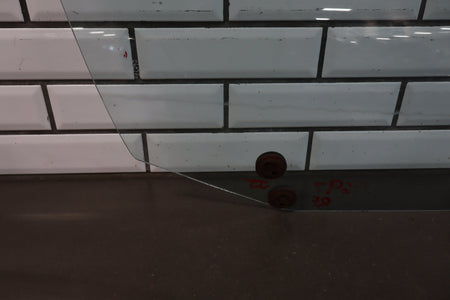1984-1990 Chevrolet Corvette C4 Right Front Door Window 14094292