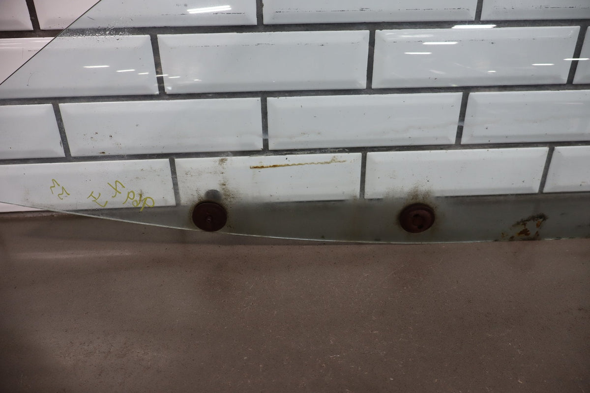 1984-1990 Chevrolet Corvette Left Front Door Window 14094292 OEM