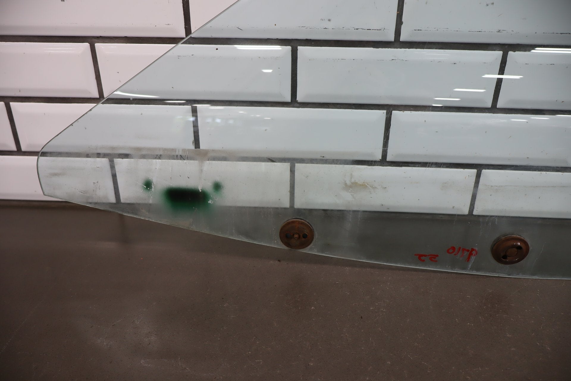 1984-1990 Chevrolet Corvette Left Front Door Window 14094292 OEM