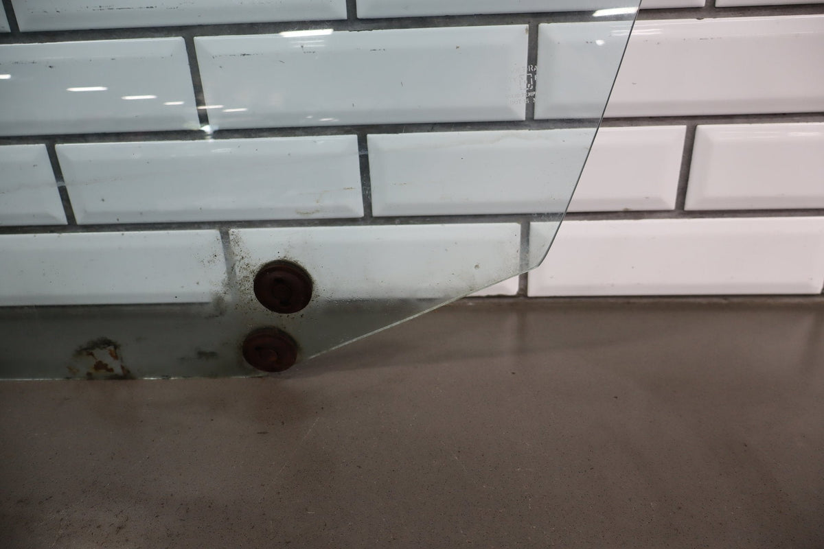 1984-1990 Chevrolet Corvette Left Front Door Window 14094292 OEM