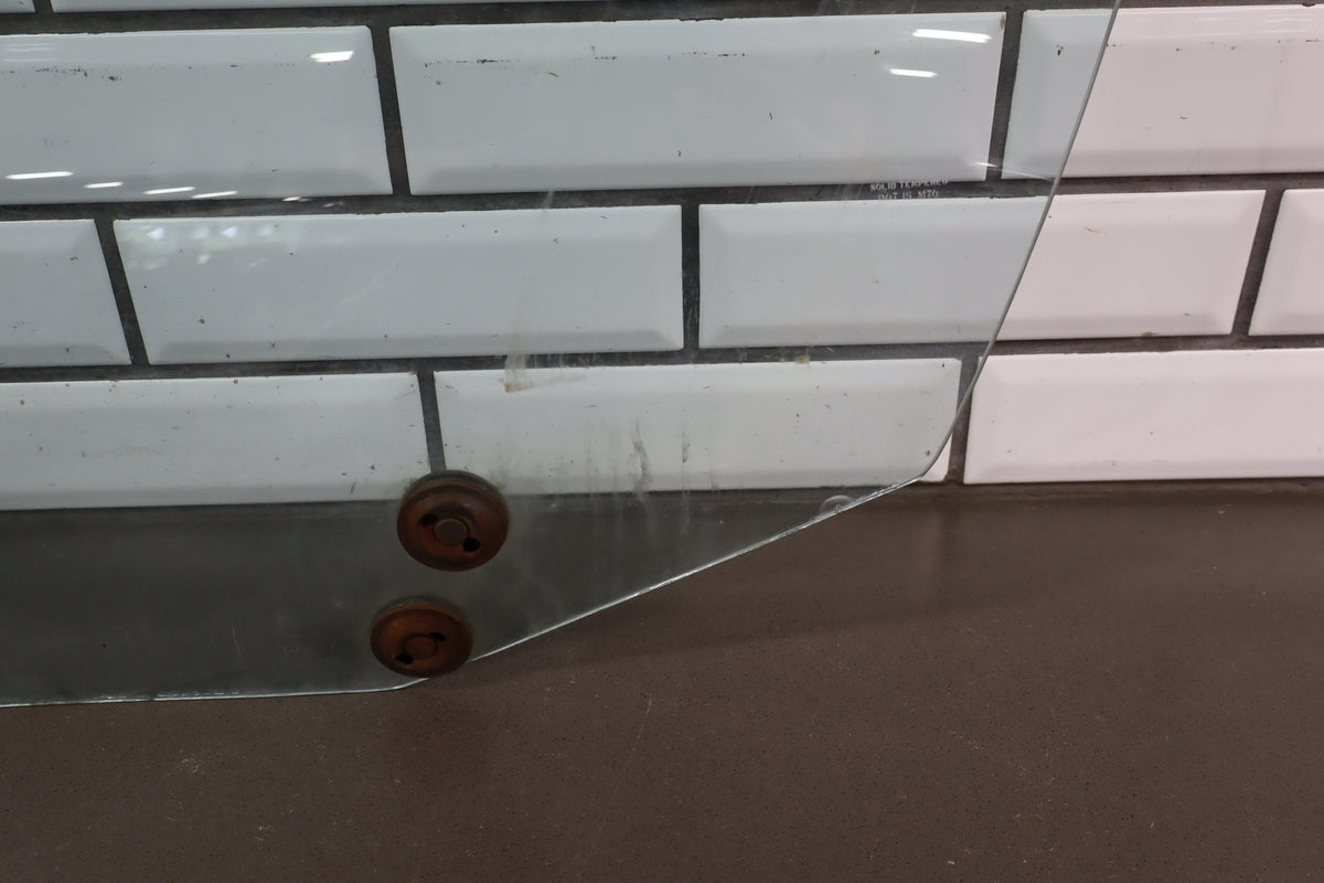 1984-1990 Chevrolet Corvette Left Front Door Window 14094292 OEM