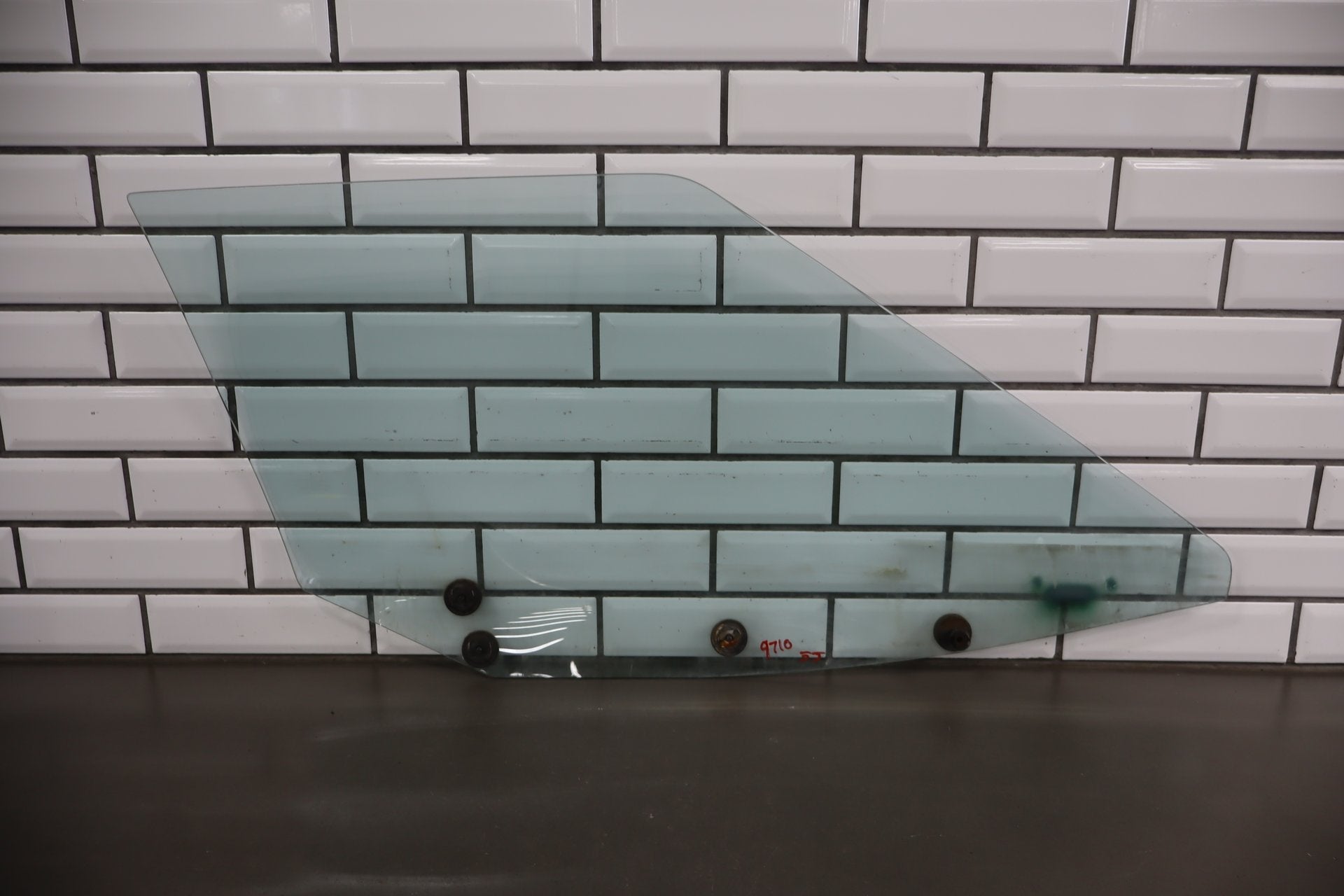 1984-1990 Chevrolet Corvette Left Front Door Window 14094292 OEM