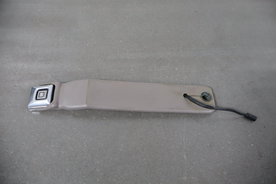 1984-1994 Chevrolet Corvette Left Front Seat Belt Buckle Grey