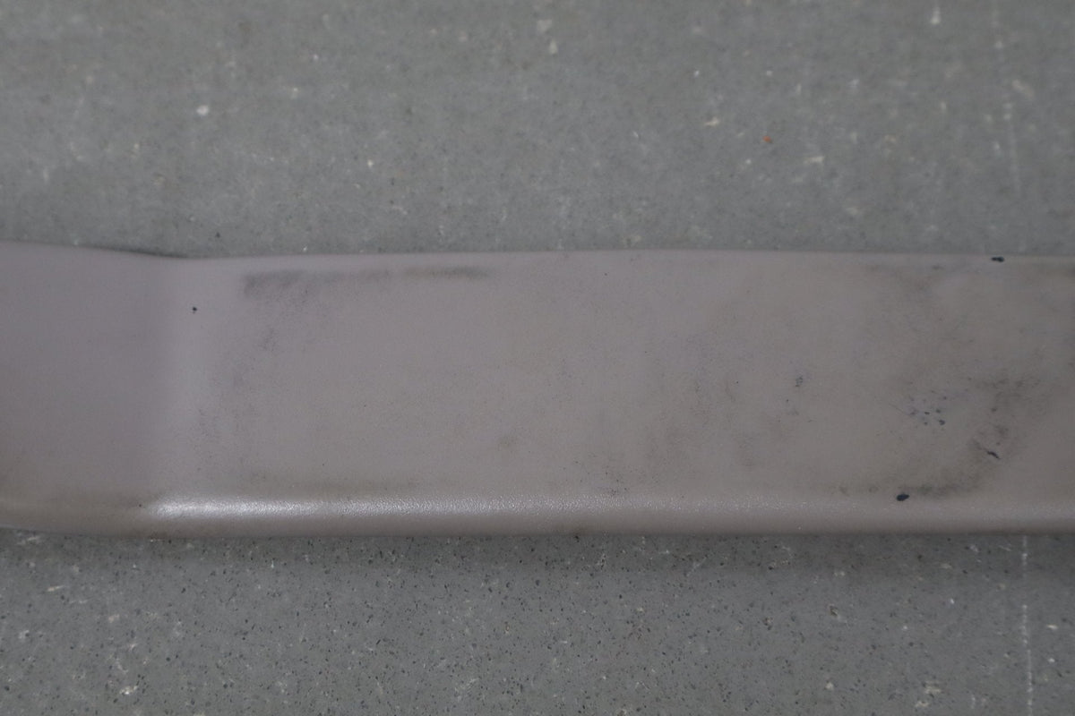 1984-1994 Chevrolet Corvette Left Front Seat Belt Buckle Grey